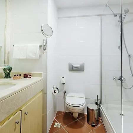 Отель Royal And Casino 4*