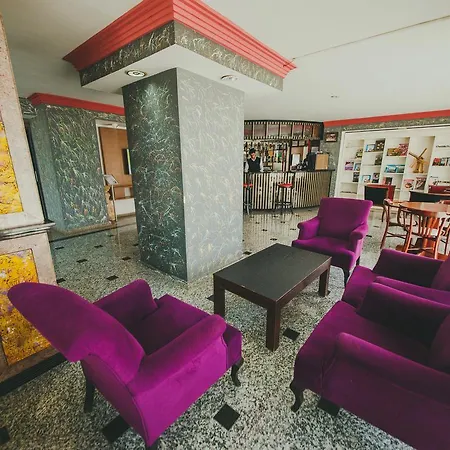 Ξενοδοχείο Royal And Casino 4*