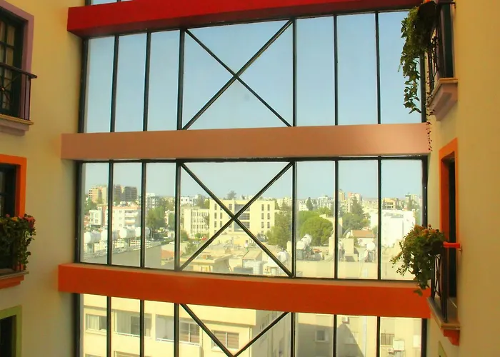 Royal And Casino ニコシア