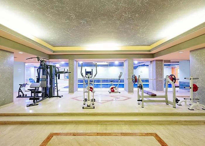 Royal And Casino 4* ニコシア