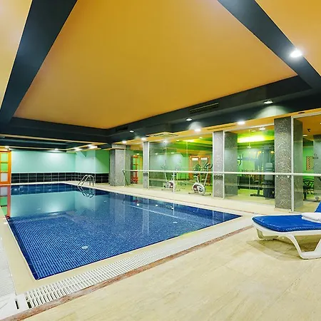 Hotel Royal And Casino