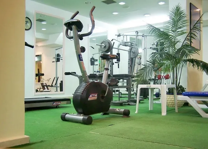 Royal And Casino Otel